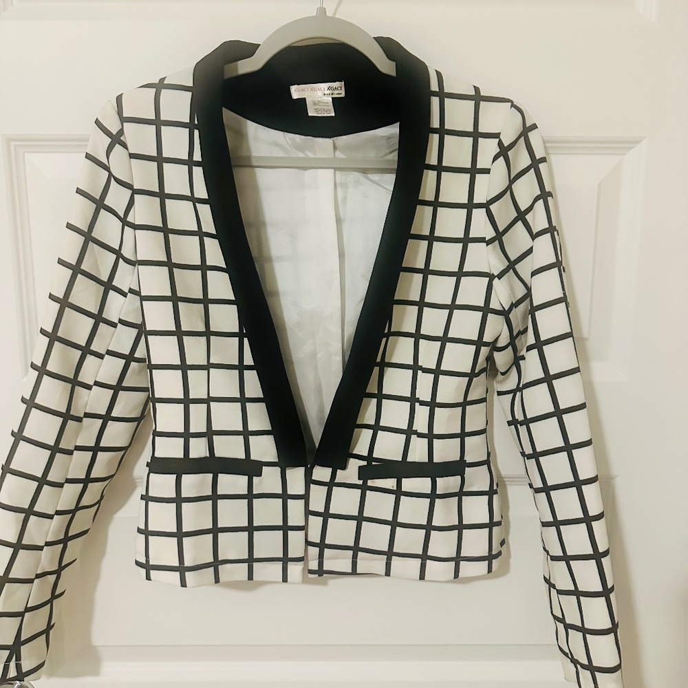 Windowpane plaid blazer